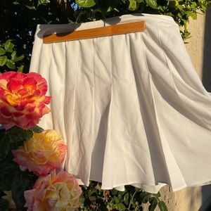 Abercrombie & Fitch pleated skirt with shorts. Like new